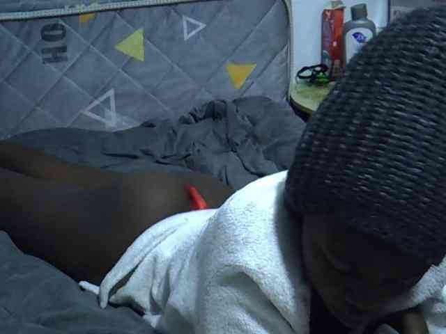 Sexybeiby1 webcam