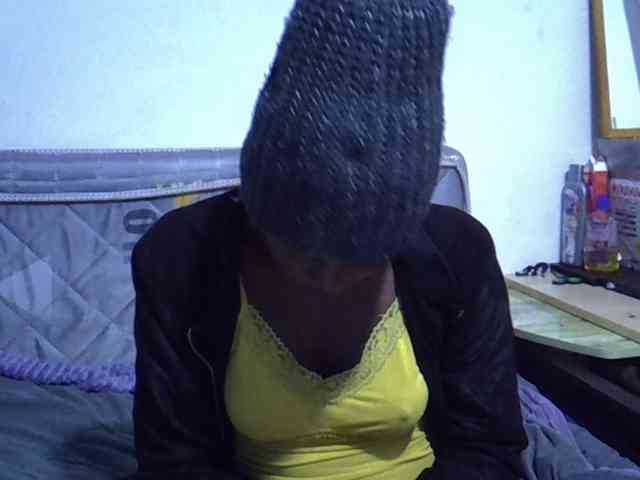 Sexybeiby1 webcam