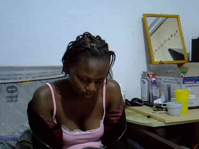 Sexybeiby1 webcam