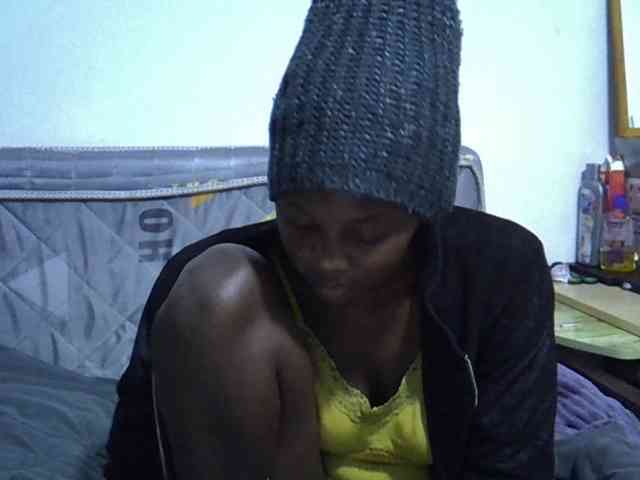 Sexybeiby1 webcam