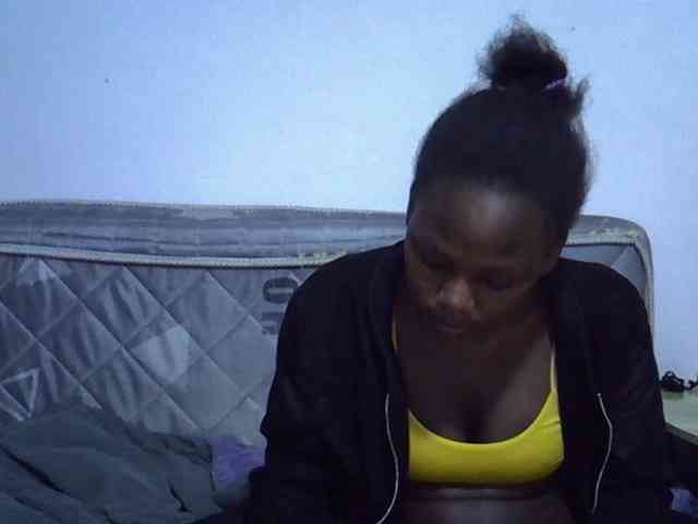 Sexybeiby1 webcam