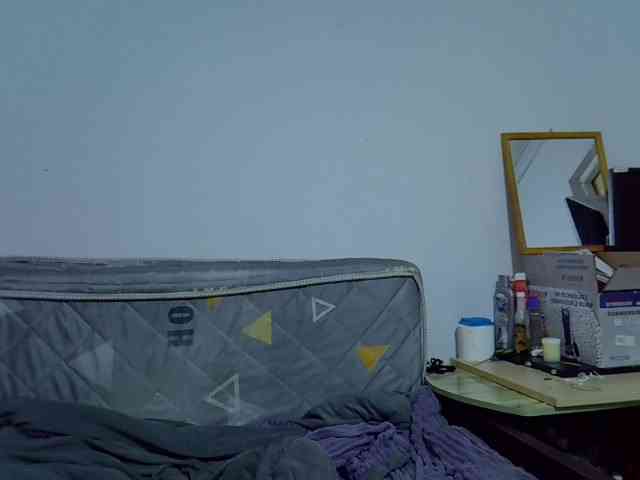 Sexybeiby1 webcam