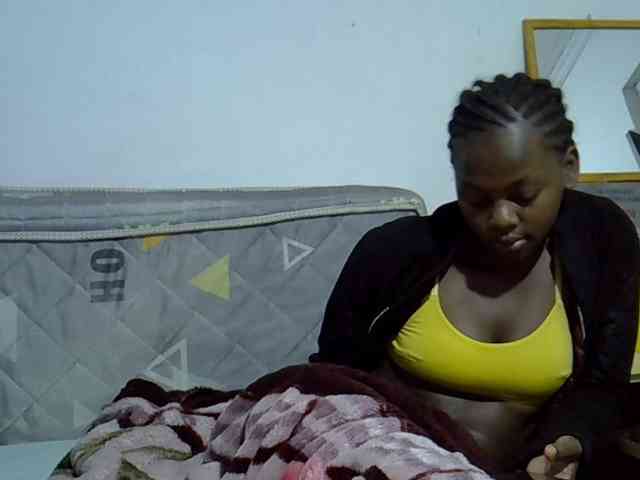 Sexybeiby1 webcam