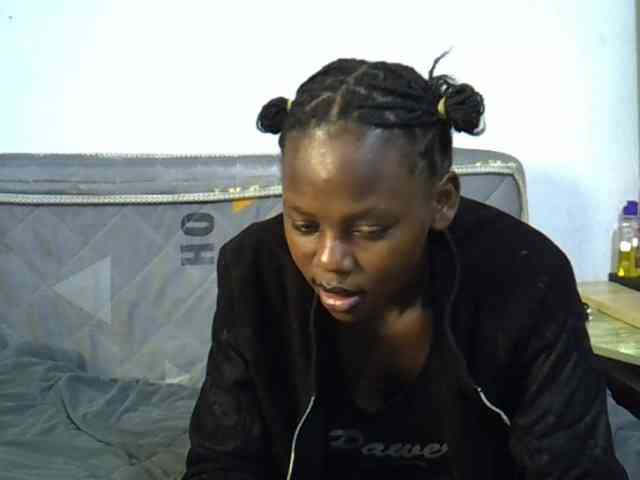 Sexybeiby1 webcam