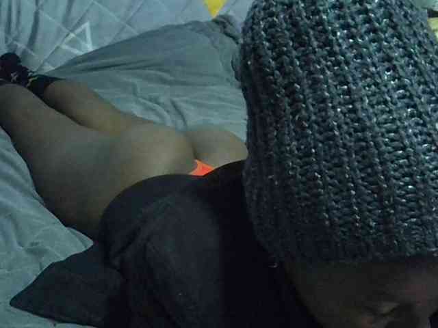 Sexybeiby1 webcam