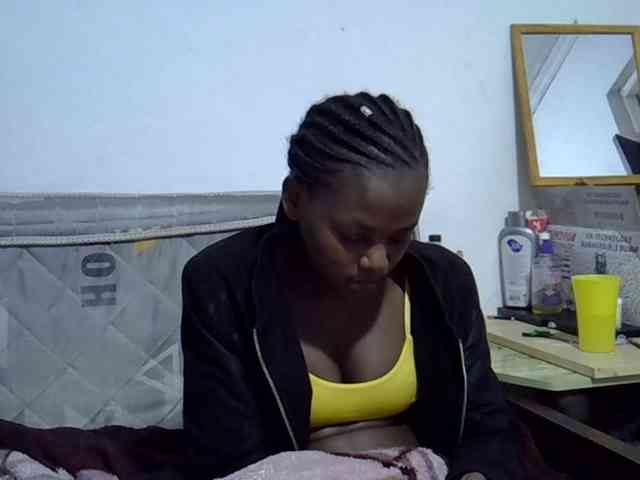 Sexybeiby1 webcam