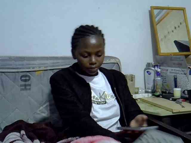 Sexybeiby1 webcam