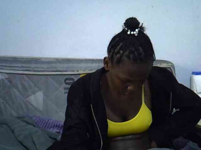 Sexybeiby1 webcam