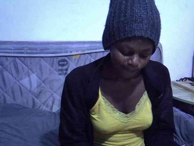 Sexybeiby1 webcam