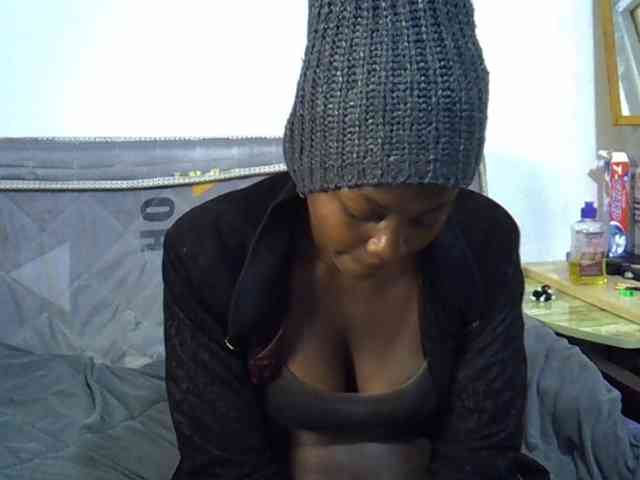 Sexybeiby1 webcam