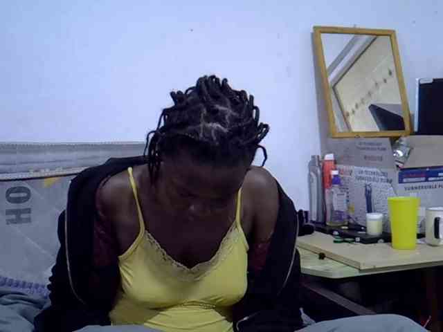 Sexybeiby1 webcam