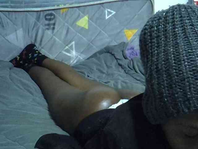 Sexybeiby1 webcam