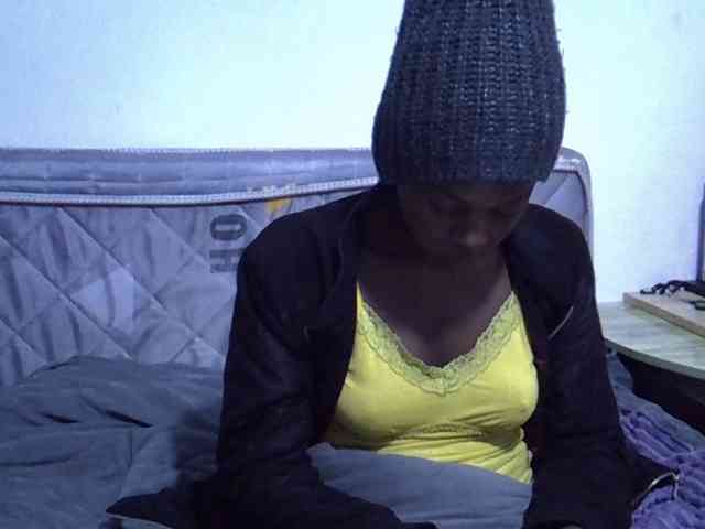 Sexybeiby1 webcam