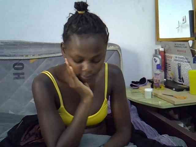 Sexybeiby1 webcam