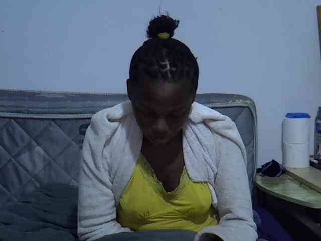 Sexybeiby1 webcam