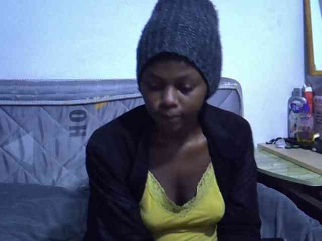 Sexybeiby1 webcam