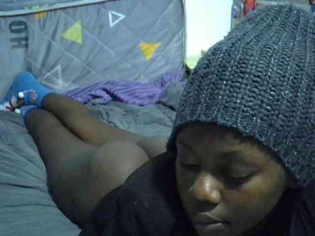 Sexybeiby1 webcam