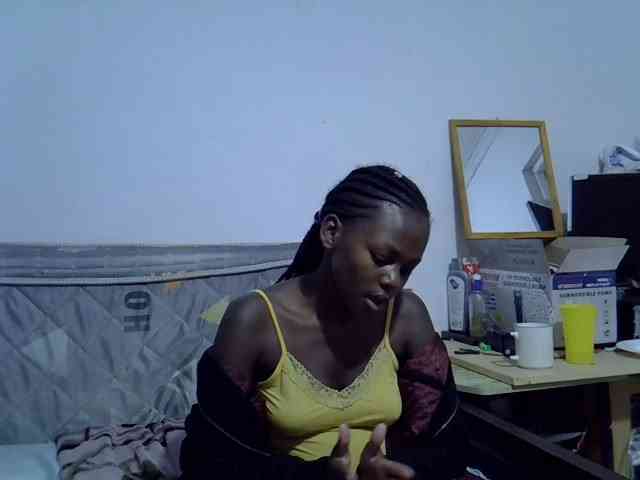 Sexybeiby1 webcam