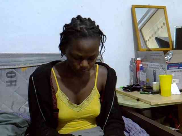 Sexybeiby1 webcam