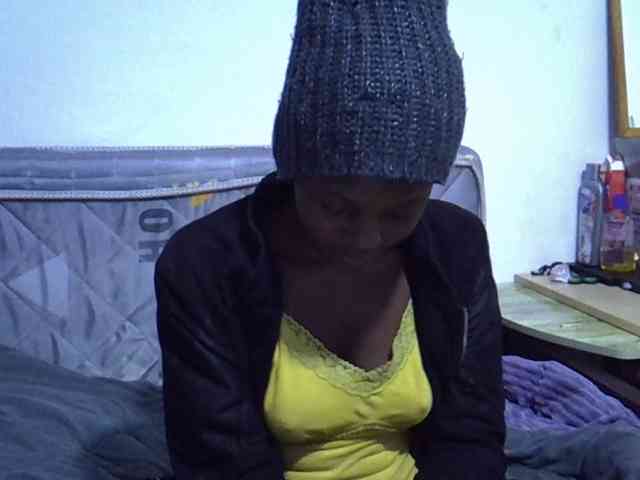 Sexybeiby1 webcam