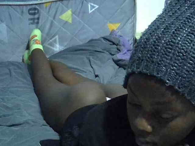 Sexybeiby1 webcam