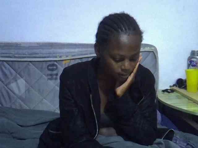 Sexybeiby1 webcam