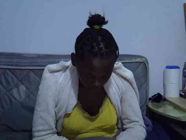 Sexybeiby1 webcam