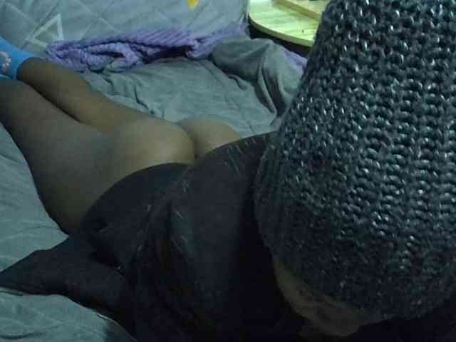 Sexybeiby1 webcam