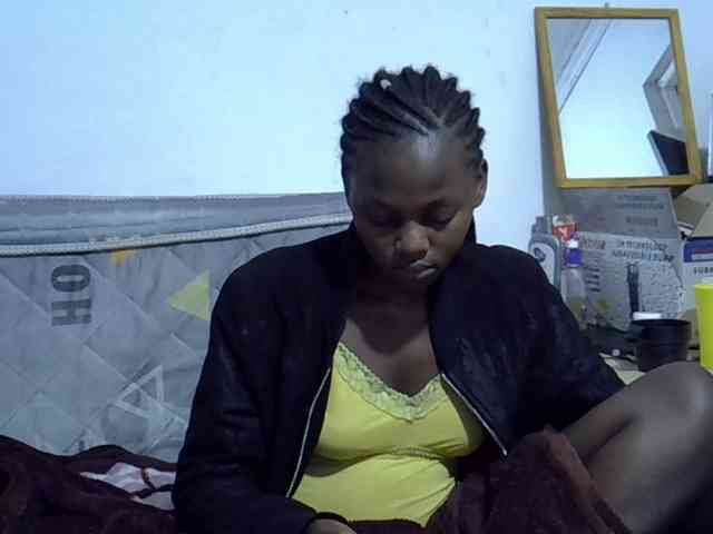 Sexybeiby1 webcam