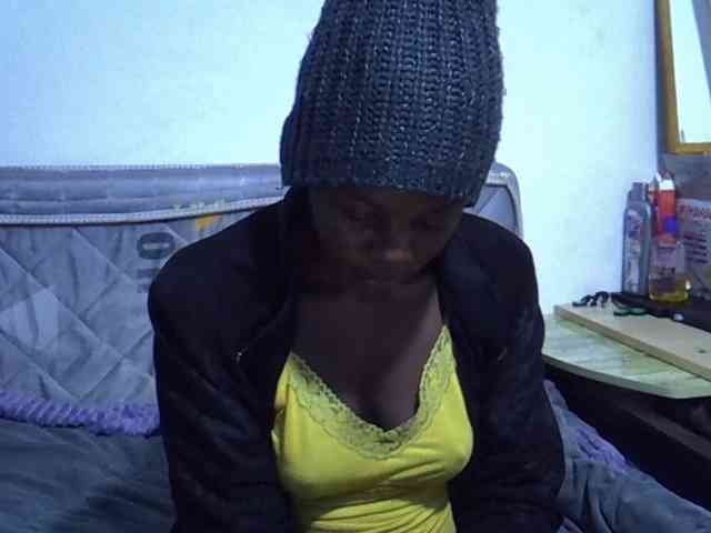 Sexybeiby1 webcam