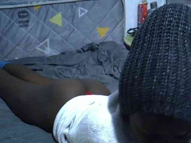 Sexybeiby1 webcam