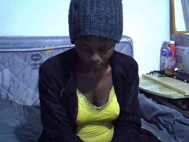 Sexybeiby1 webcam