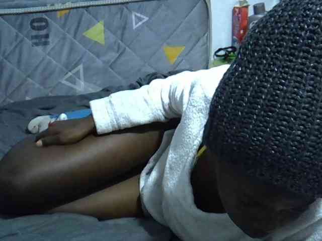 Sexybeiby1 webcam