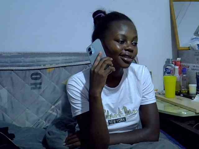 Sexybeiby1 webcam