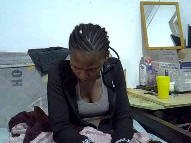 Sexybeiby1 webcam