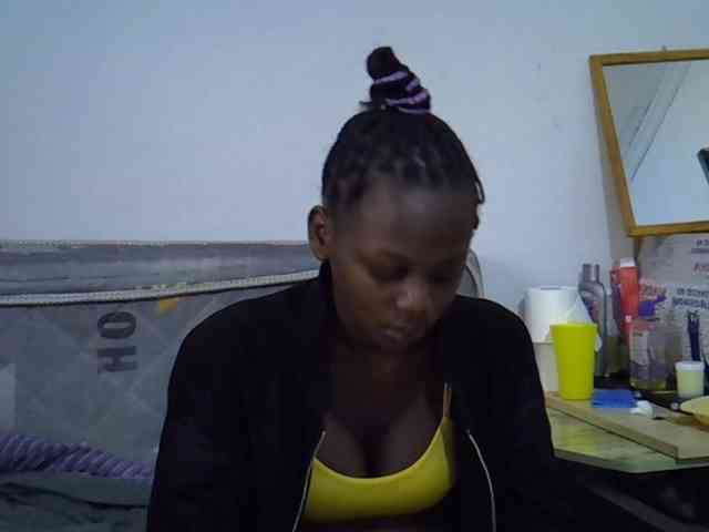 Sexybeiby1 webcam