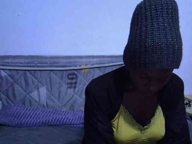 Sexybeiby1 webcam