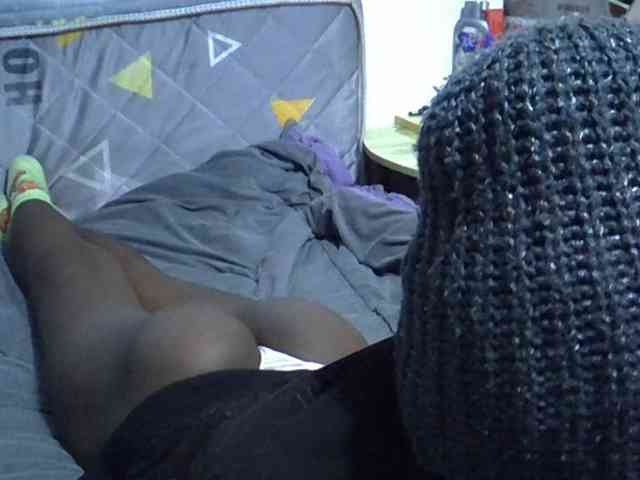 Sexybeiby1 webcam