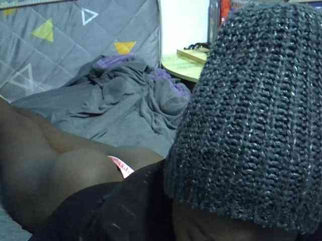Sexybeiby1 webcam