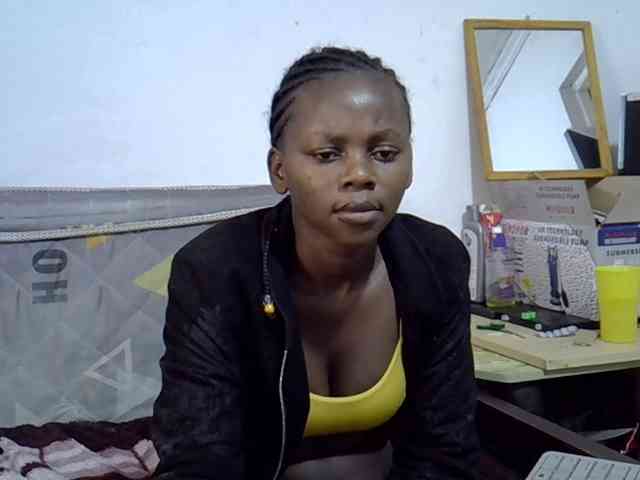 Sexybeiby1 webcam