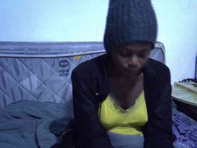 Sexybeiby1 webcam