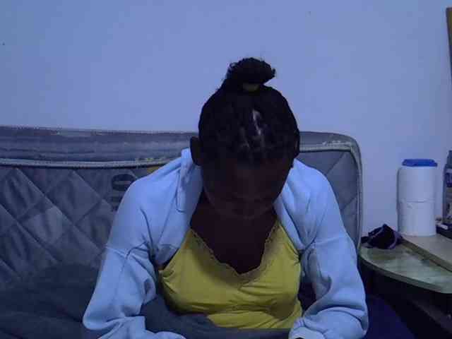 Sexybeiby1 webcam