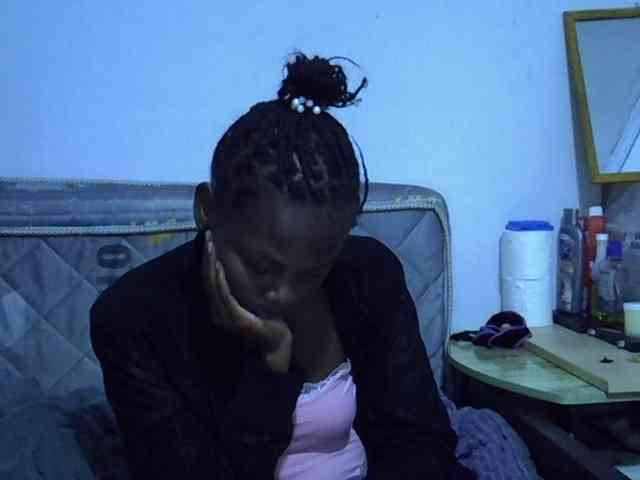 Sexybeiby1 webcam
