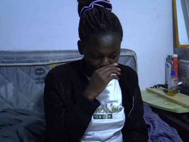 Sexybeiby1 webcam