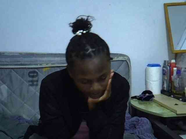 Sexybeiby1 webcam