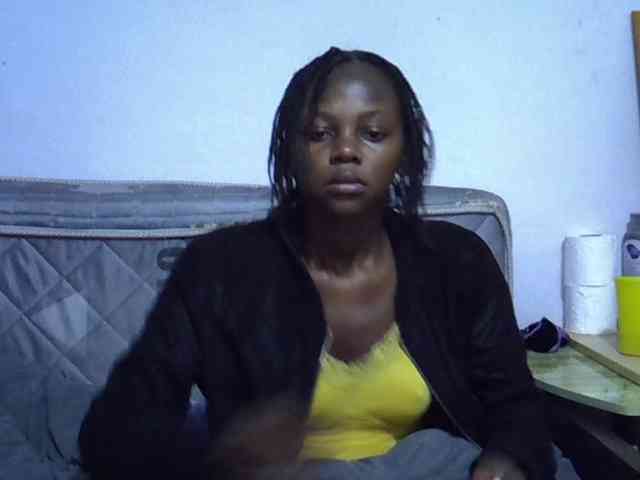 Sexybeiby1 webcam
