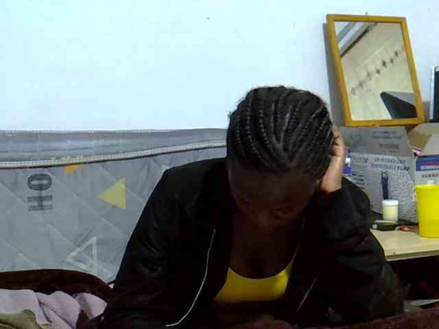 Sexybeiby1 webcam