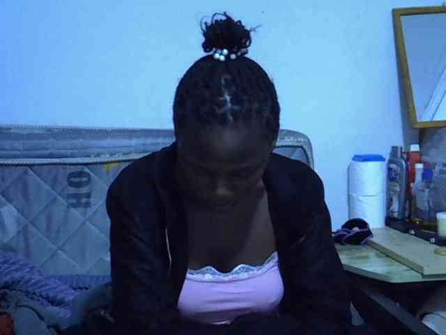 Sexybeiby1 webcam