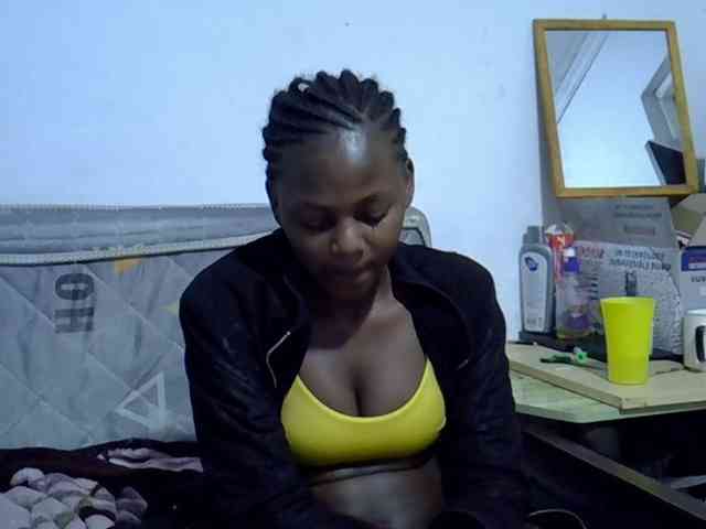 Sexybeiby1 webcam