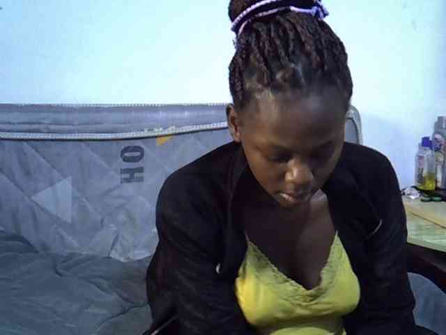 Sexybeiby1 webcam